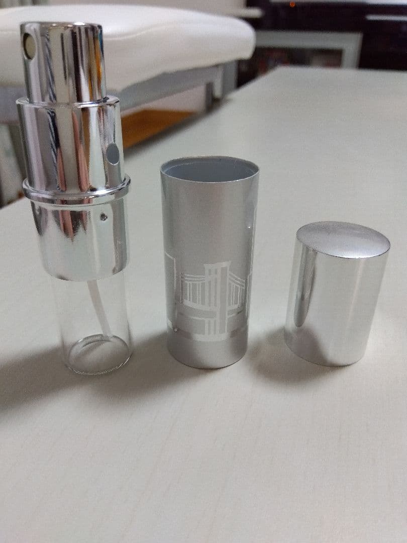 Tiffany オードパフューム 30ml ミニアトマイザーボトル付き