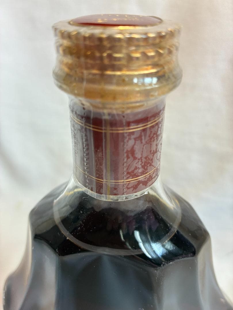 p*f様 希少 ヘネシー コニャック エクストラ 700ml 旧クリアボトル