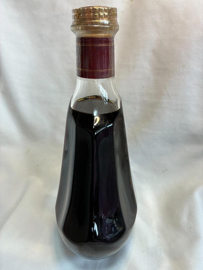 p*f様 希少 ヘネシー コニャック エクストラ 700ml 旧クリアボトル