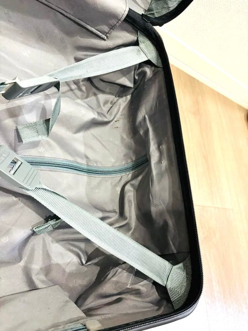 RIMOWA Salsa リモワ サルサ スーツケース（ブラック）機内持込　2輪