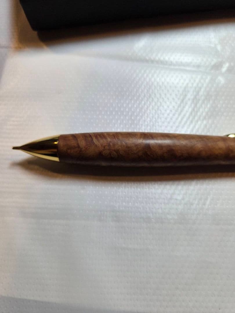 こぶた工房　極上花梨瘤　ゴールド金具シャープペンシル0.5ミリ