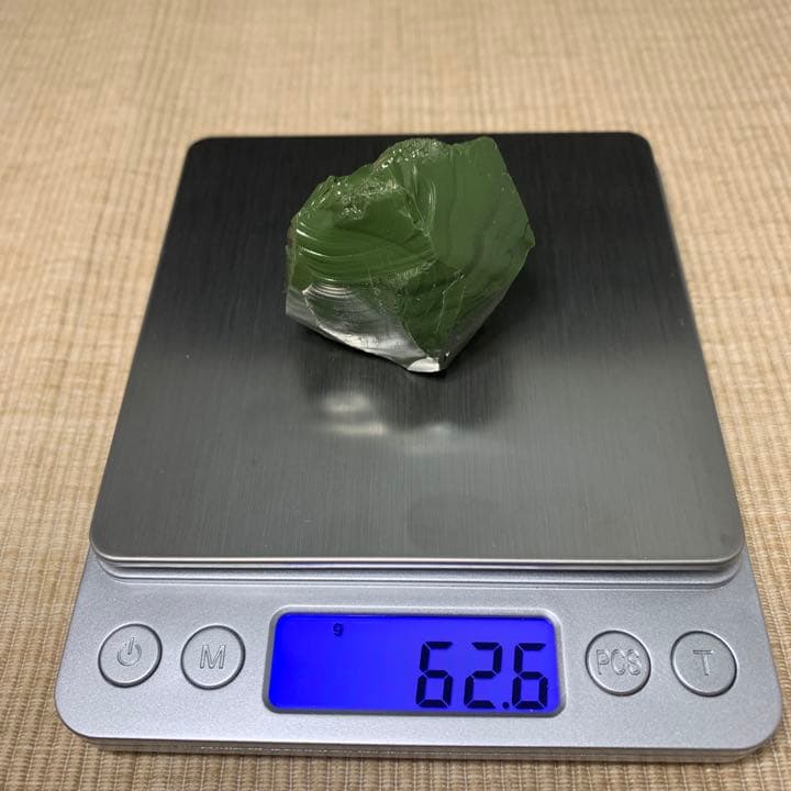 緑の石