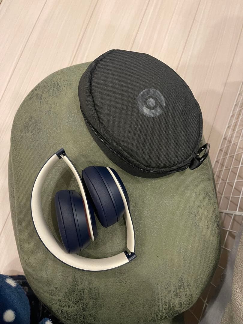 beats ワイヤレスヘッドホン ネイビー