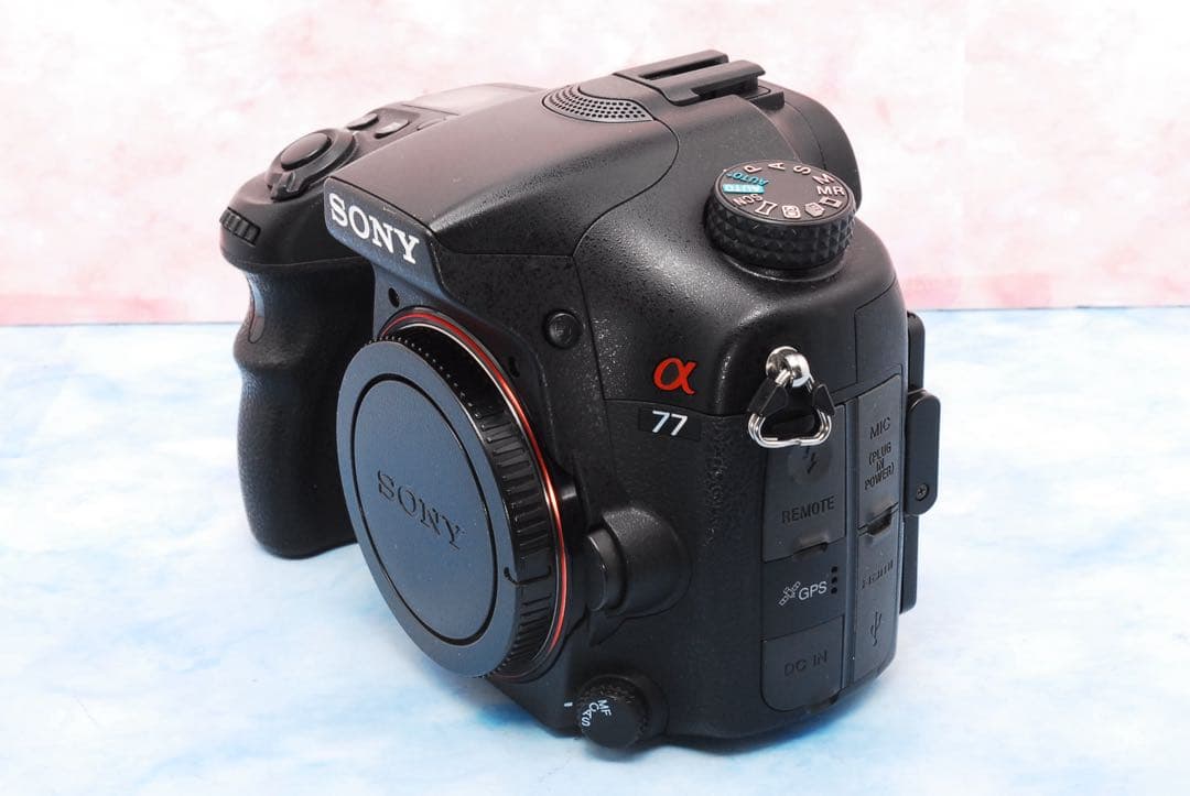 SONY α77★一眼レフカメラ★超望遠レンズ付Wレンズ★高性能＆高画質！