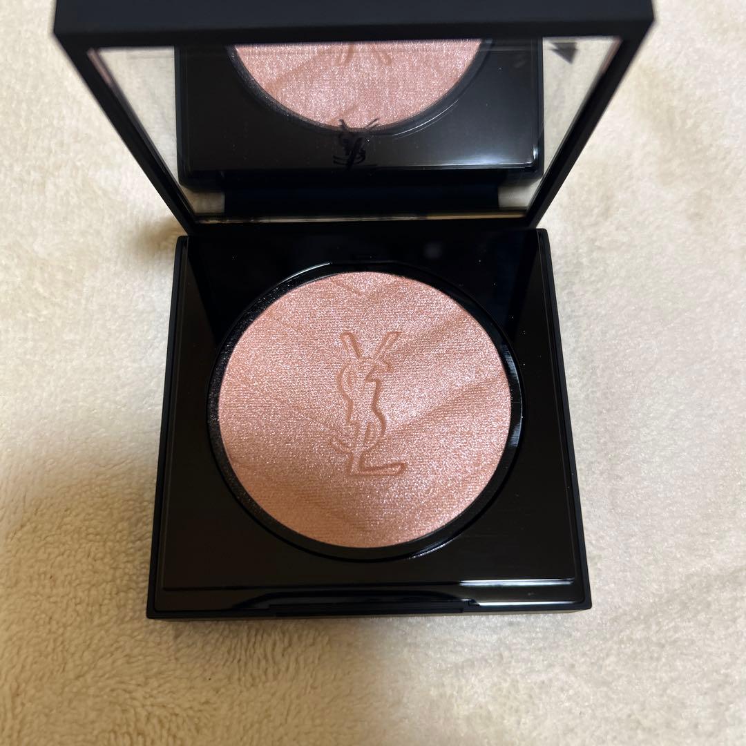 YSL オールアワーズハイパールルミナイザー03