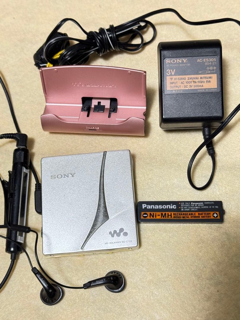 SONY MD WALKMAN MZ-E720 シルバー