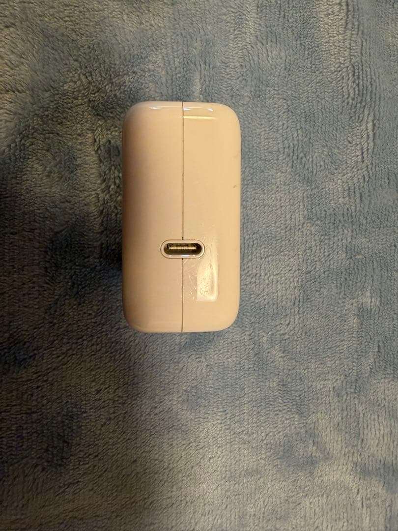MacBook Air M1チップ 13インチ　8GB 256GB