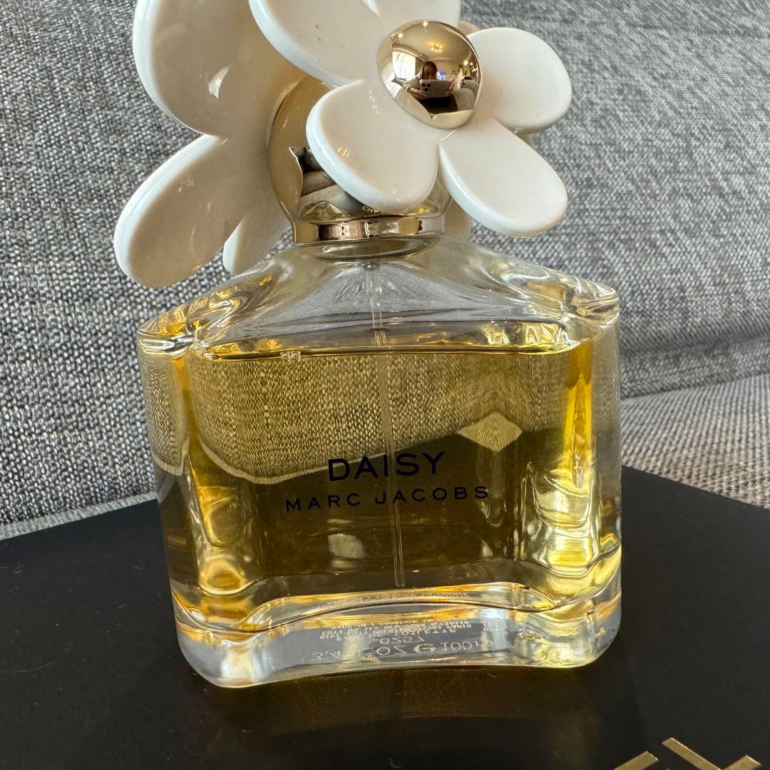 MARC JACOBS デイジー オードトワレ 100ML