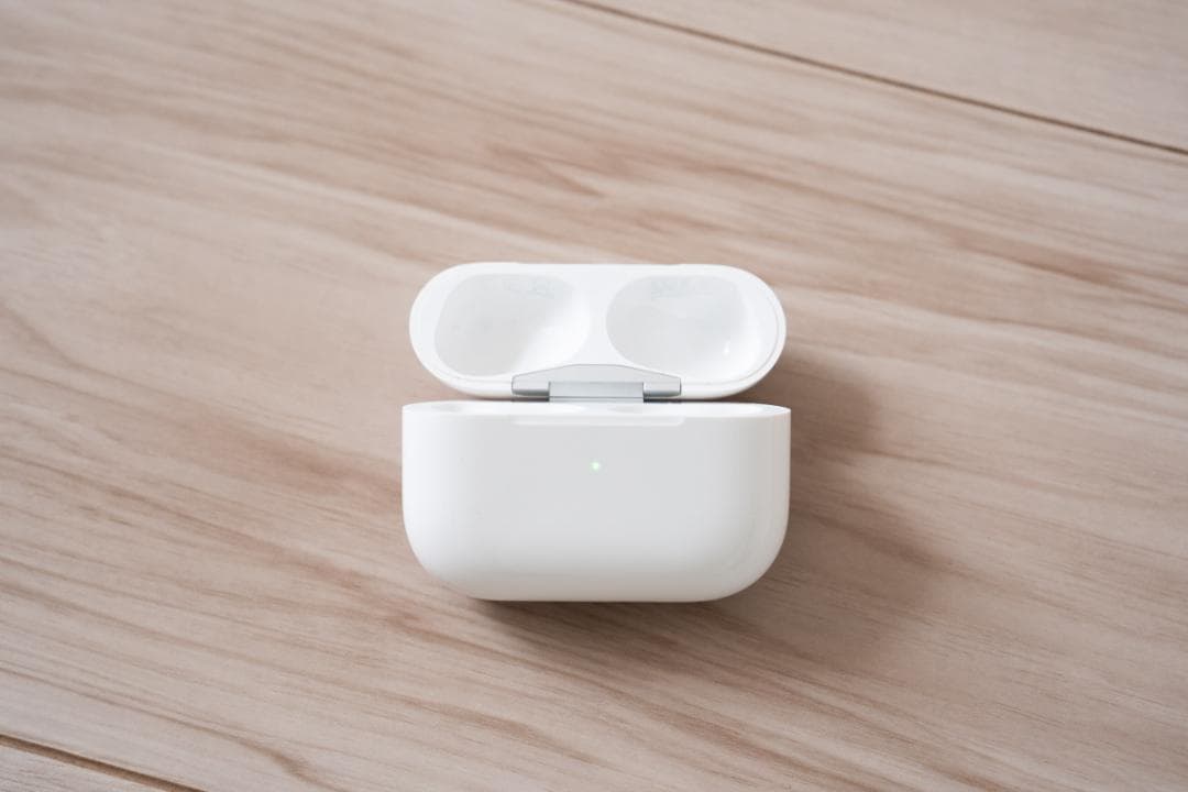 AirPods Pro 初代 美品 両耳本体+充電ケース A2084