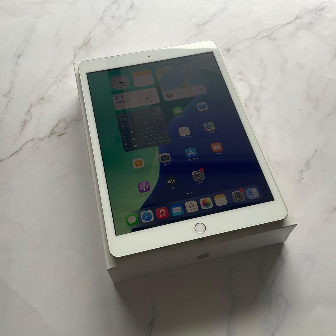 【極美品】Apple iPad 第7世代 Wi-Fi 32GB