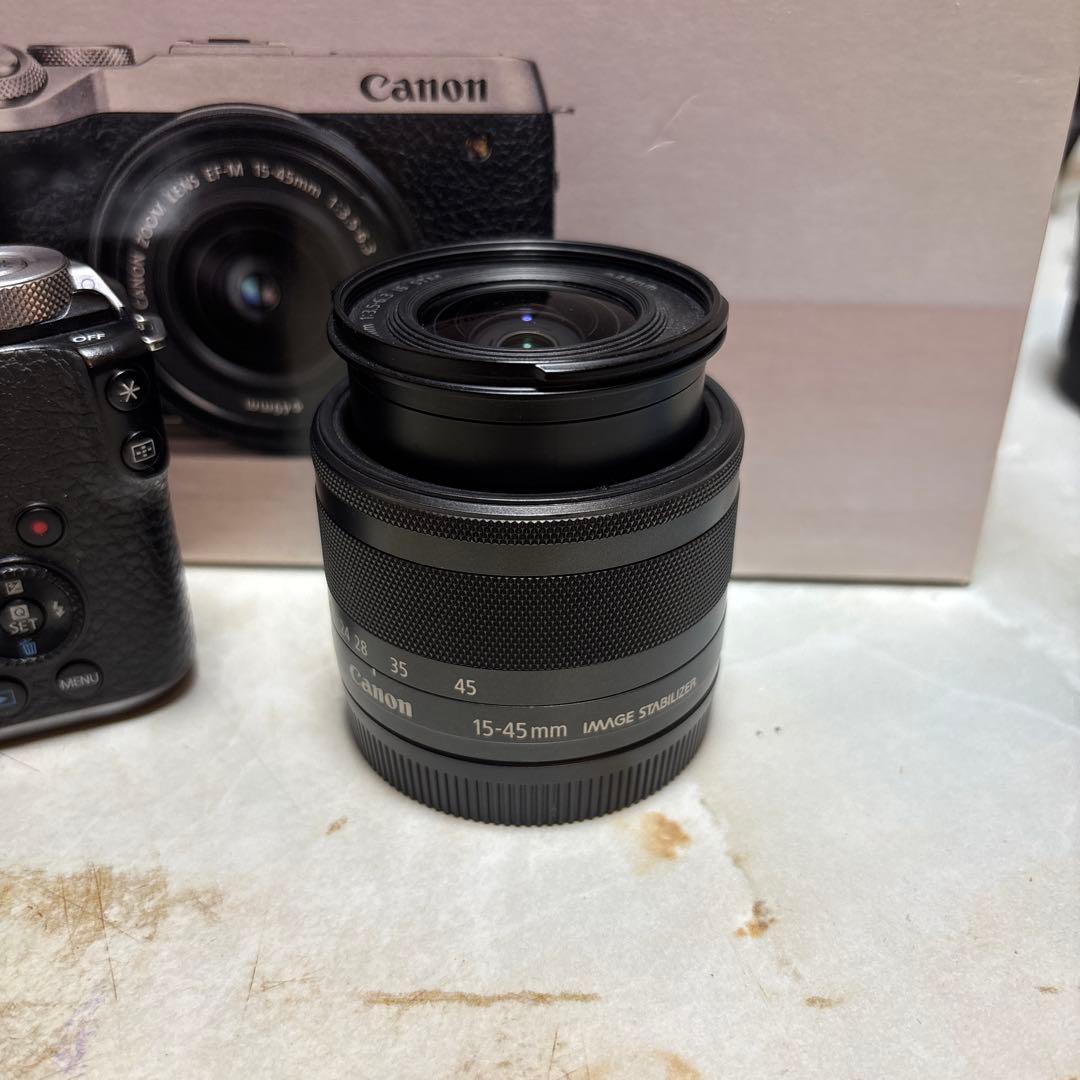 Canon EOS M6 Mark II ズームレンズキット