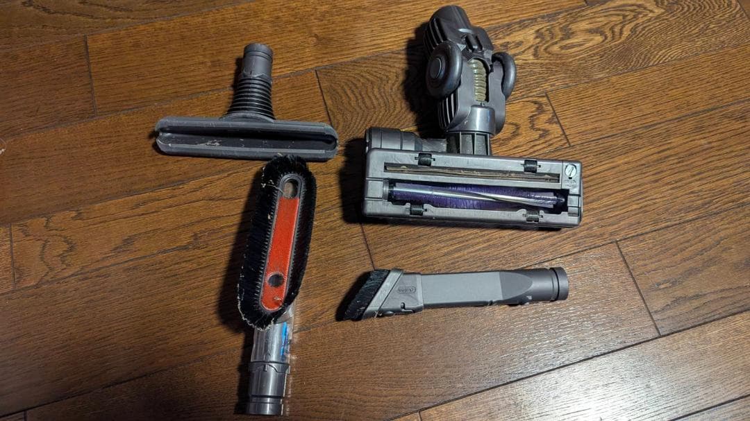 中古　ダイソン　Dyson　 DC22 　サイクロン式掃除機　2007年製