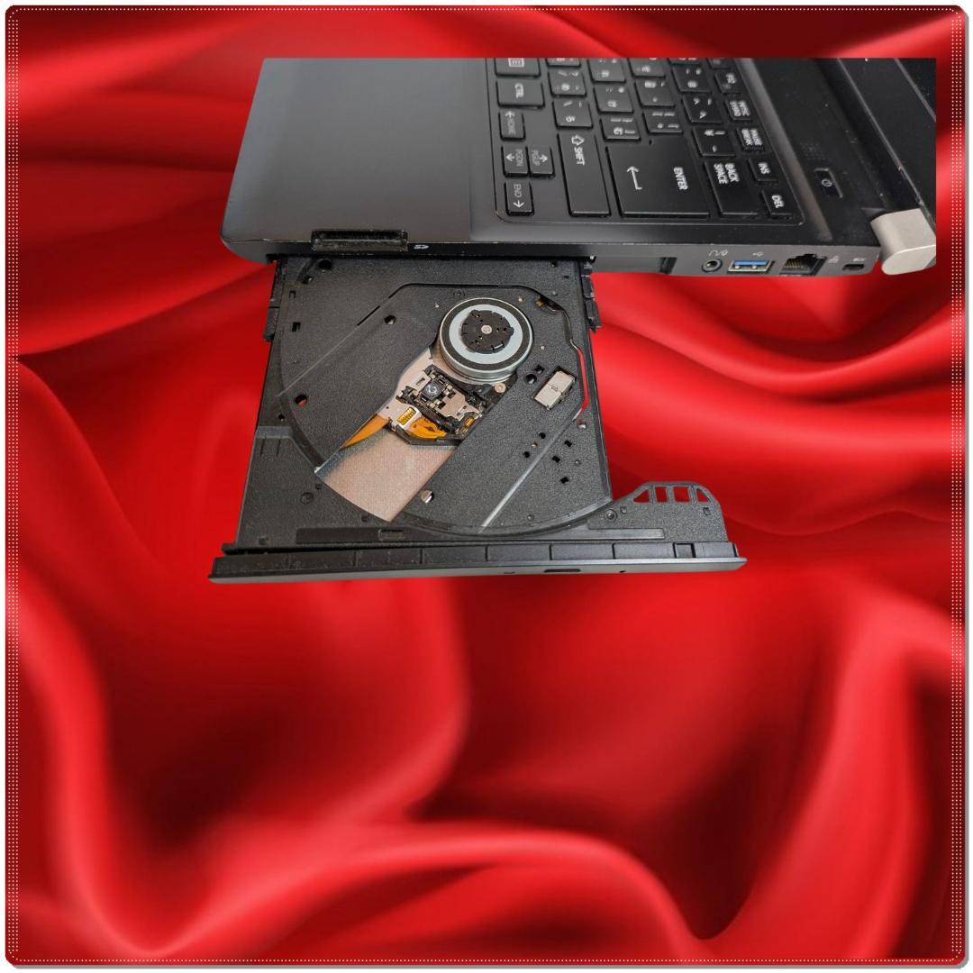 Windowsノート本体 TOSHIBA dynabook R734 Core i5 8GB SSD