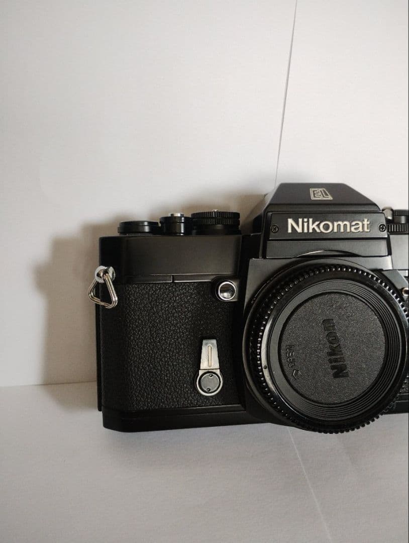 極美品　ニコマートEL　ブラック