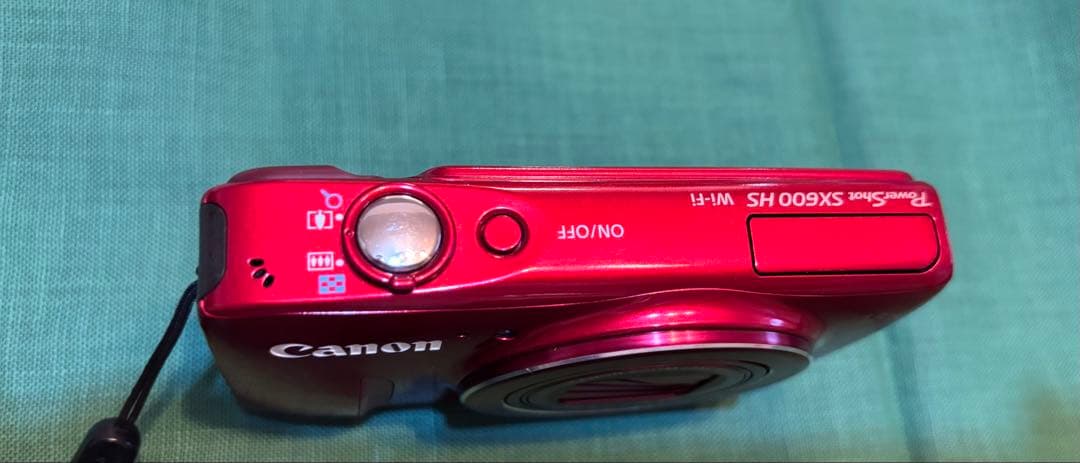 中古デジタルカメラ　デジカメ　赤　キャノン　canon 18× SX600HS