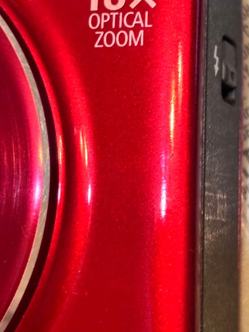 中古デジタルカメラ　デジカメ　赤　キャノン　canon 18× SX600HS