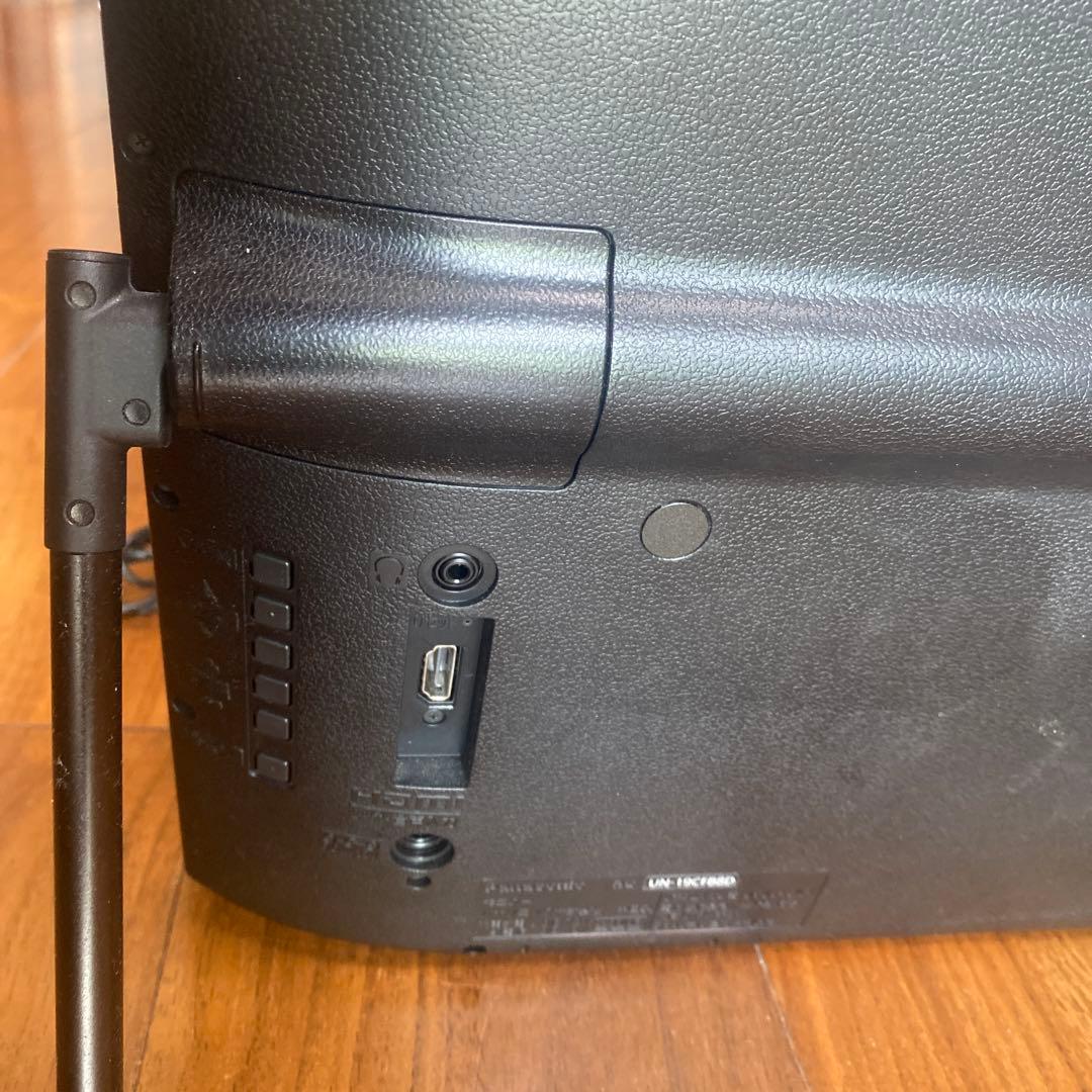 【良品】Panasonic UN-19CFB8D 19型 プライベート・ビエラ