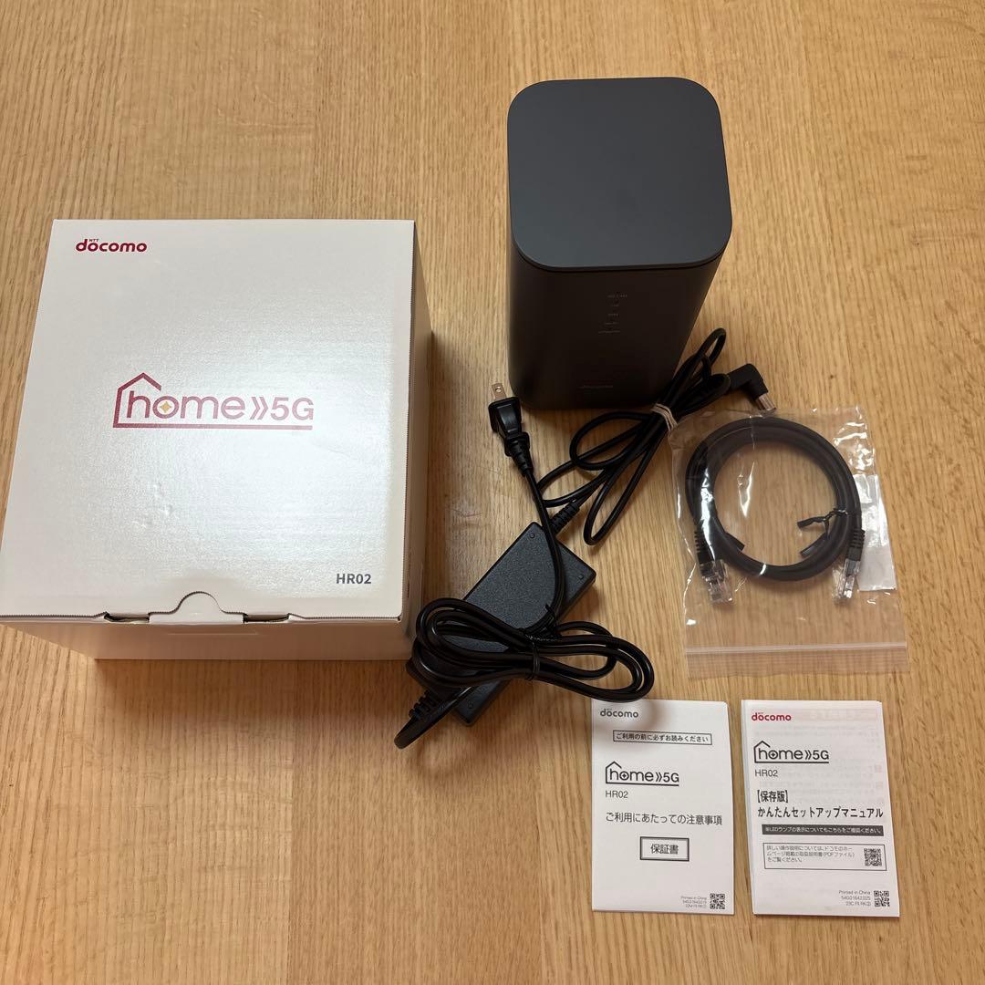 【使用2週間程度／美品】ドコモホーム5Gルーター HR02