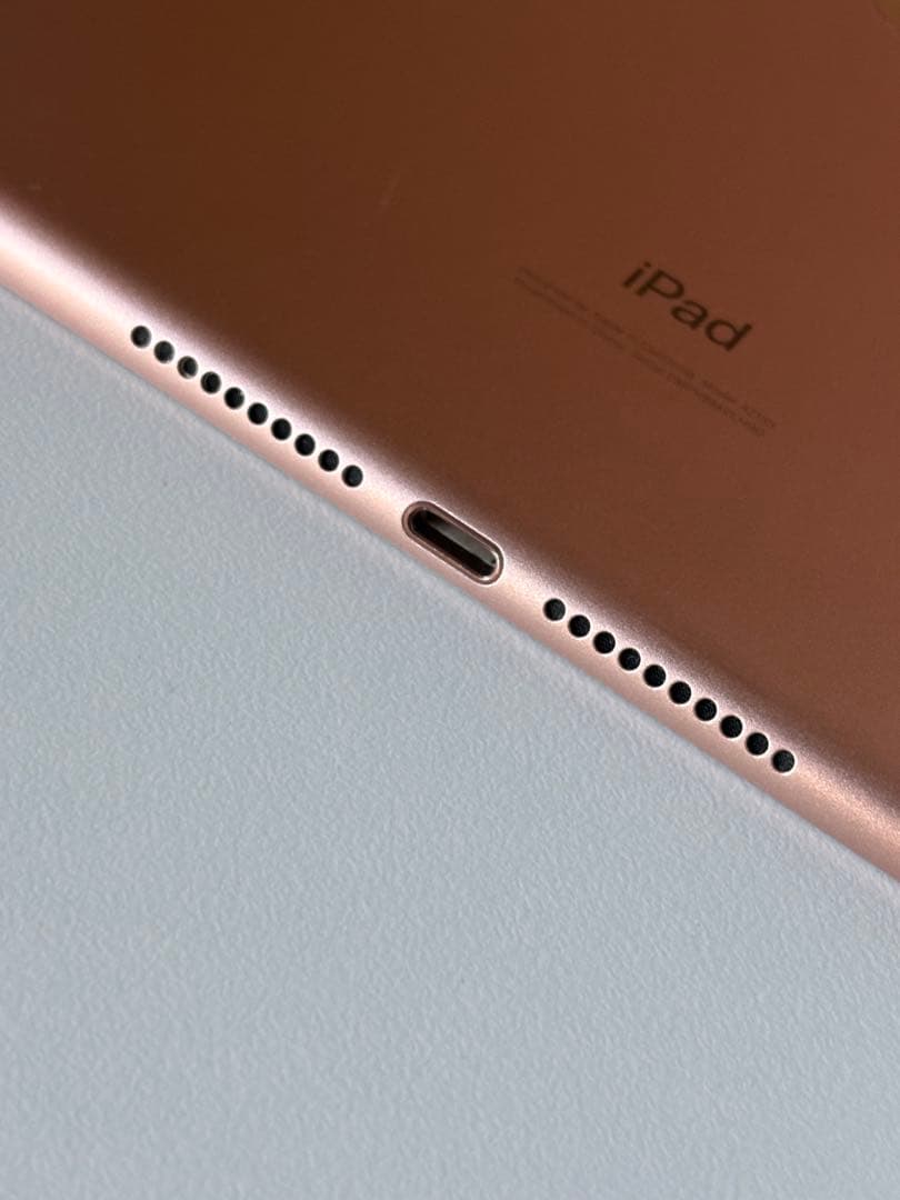 美品 iPad mini 第5世代 256GB 付属品と元箱付 ゴールド おまけ