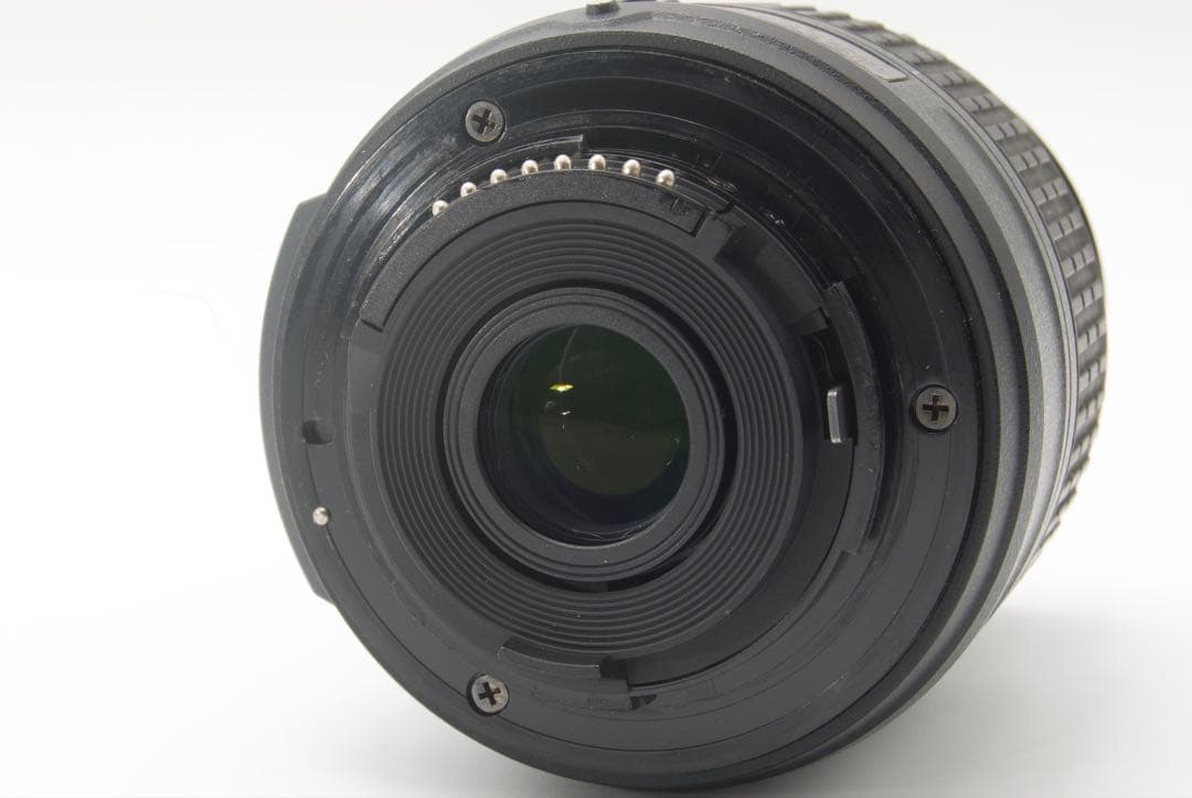 Nikon D5500 標準レンズキット　一眼レフ　赤　スマホ転送　手ぶれ補正