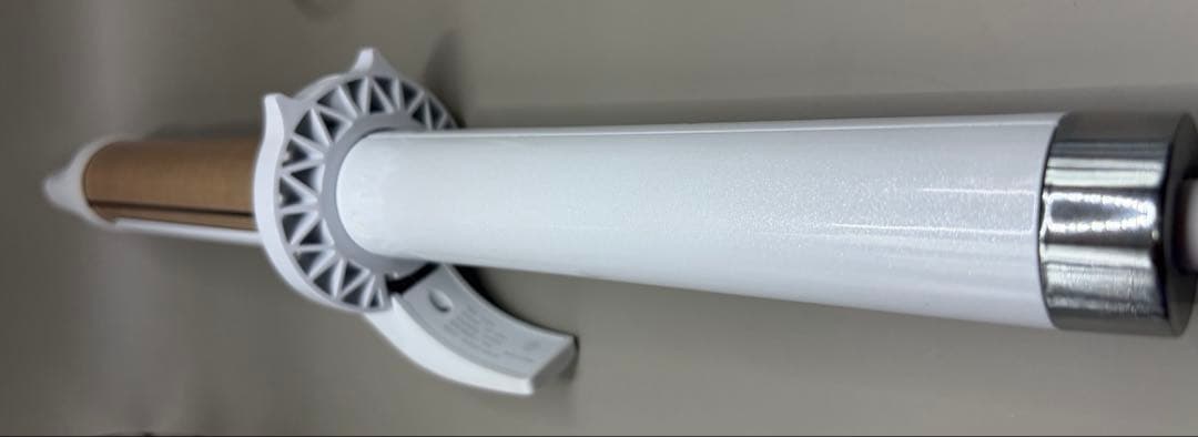 『超美品』KINUJO カールヘアアイロン ホワイト　28mm