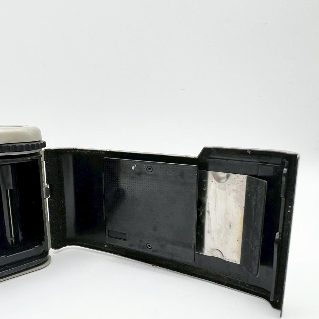 【動作品】OLYMPUS XA2 グレー コンパクト 単焦点 フィルム A11