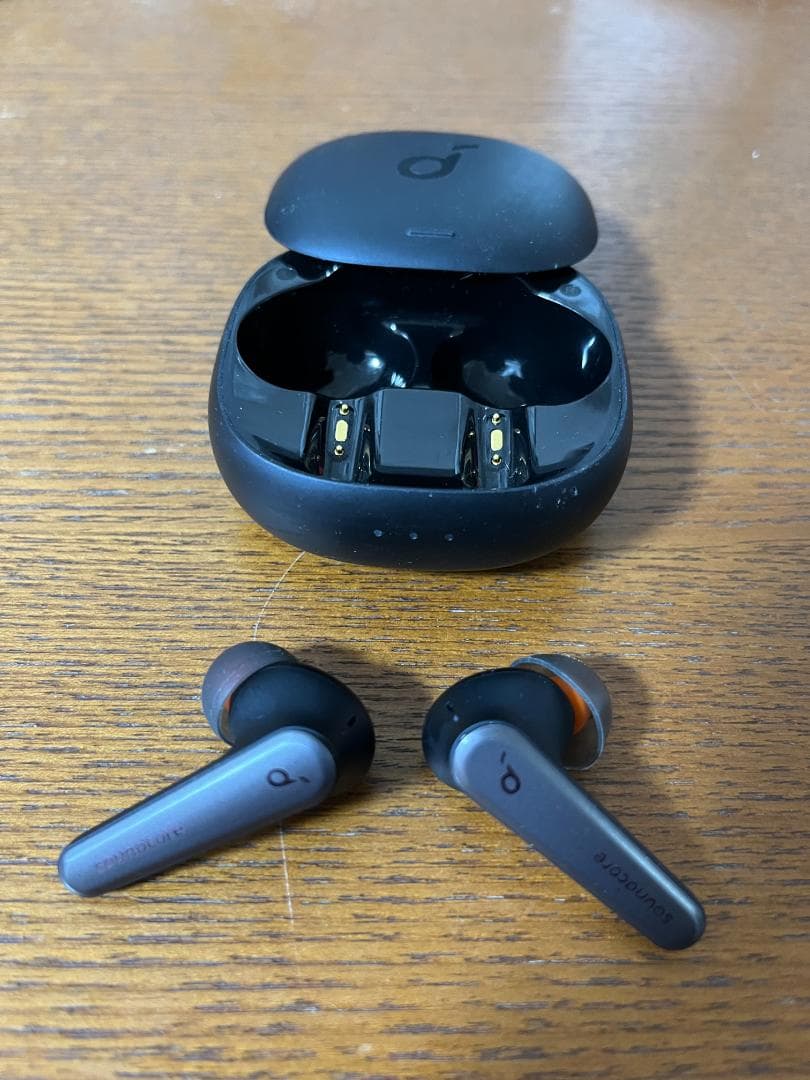 Anker / ワイヤレスイヤホン♪ （3点セット）