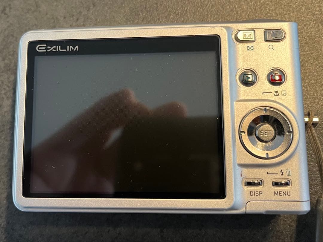 【美品 動作確認済】CASIO EXILIM EX-Z57 シルバー