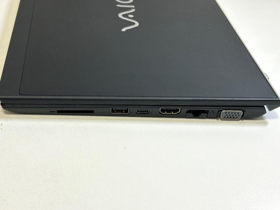 VAIO 第10世代i7 16GB 新品SSD LTE Office2021