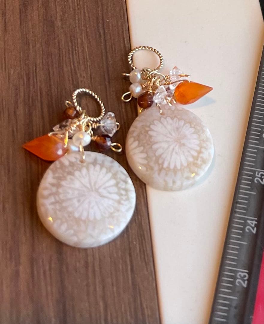 フォッシルコーラル 可愛いまん丸 ピアスチャーム♪