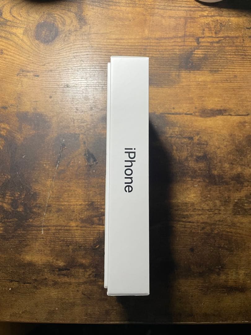 iPhone SE 第3世代　SIMフリー