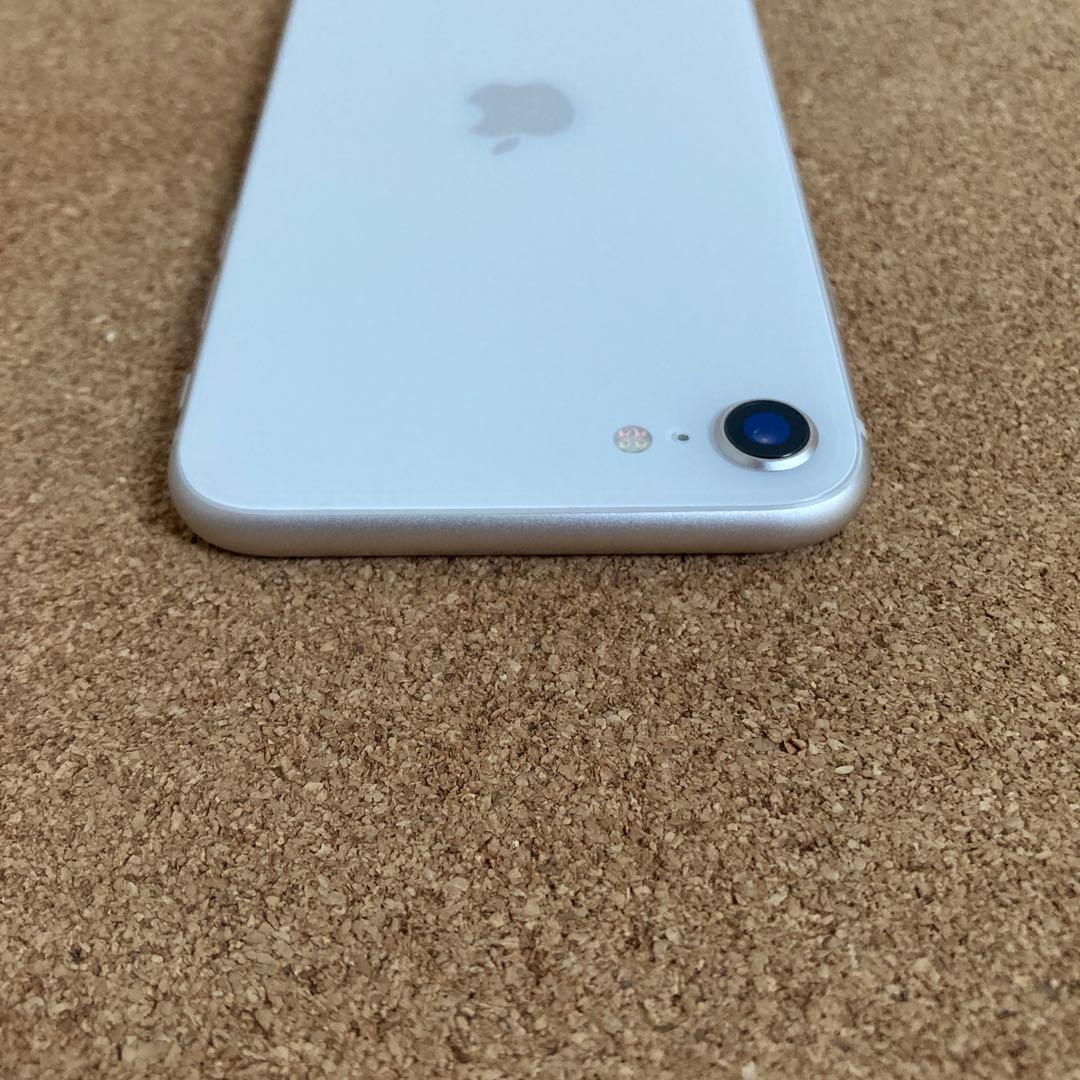 4186【早い者勝ち】電池新品☆iPhoneSE3 64GB SIMフリー☆
