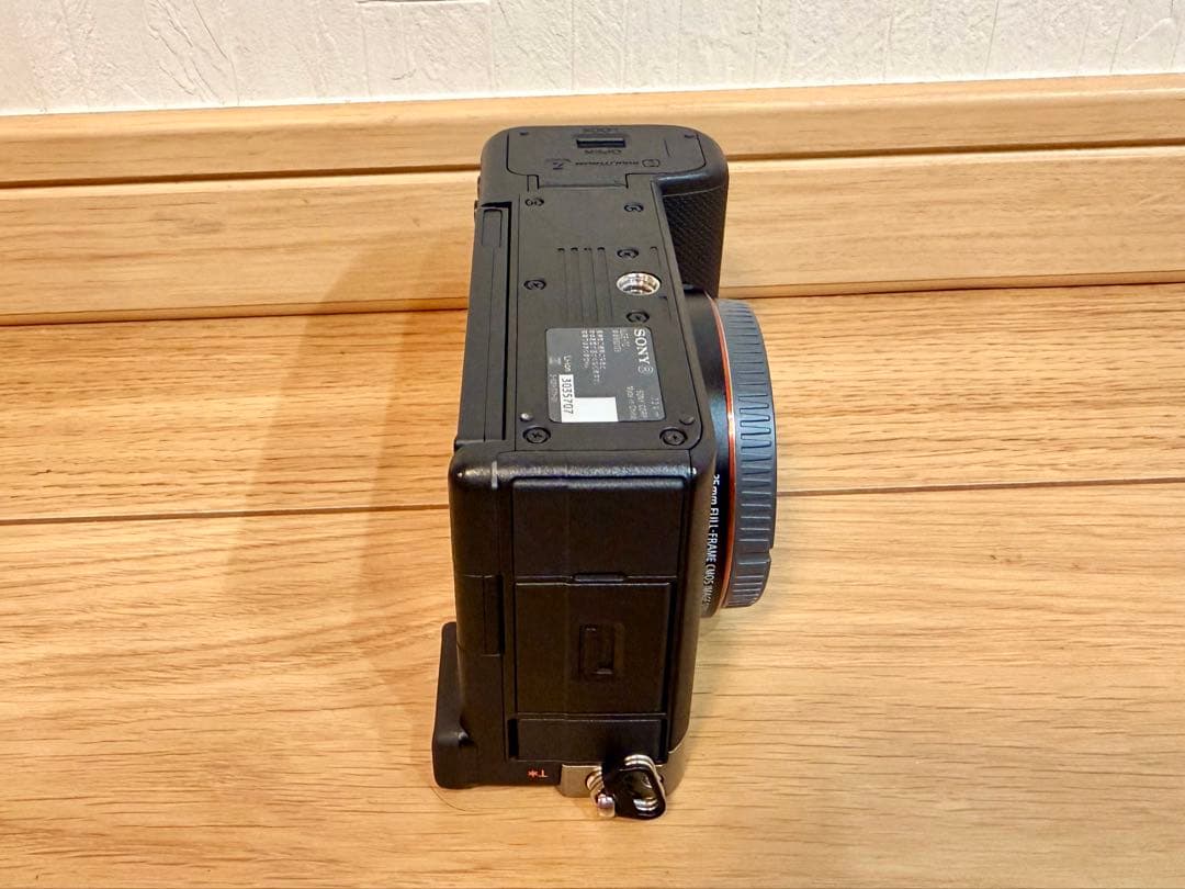 【美品】SONY α7C ボディ ブラック ILCE-7C（シャッター数少）