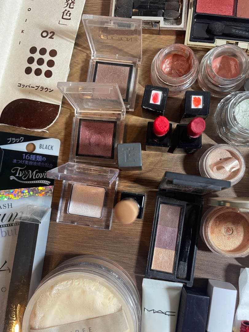 デパコス まとめ売り CHANEL THREE SUQQU GIVENCHY