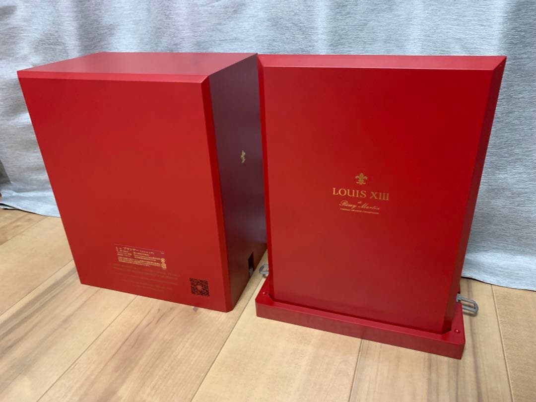 ルイ13世　LOUIS XIII 空瓶 空箱 クリスタルボトル レミーマルタン