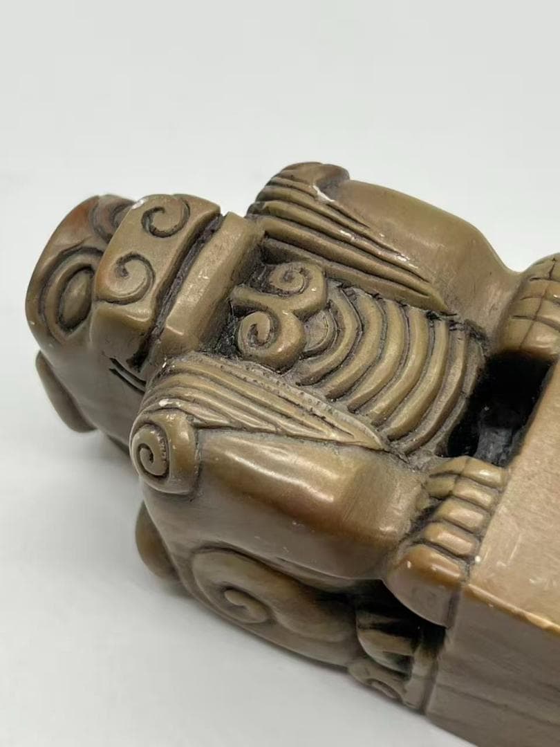 青田石瑞獣鈕印章 封門青石獣鈕名章 獅子 貔貅朱文「李命」 名章(F-216)