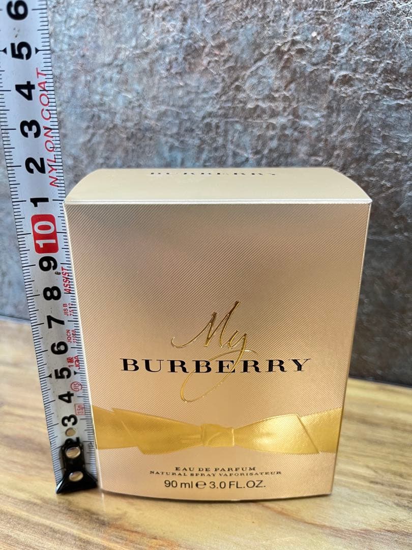 ［限定品］バーバリーフェスティブオードパルファム　90ml  新品