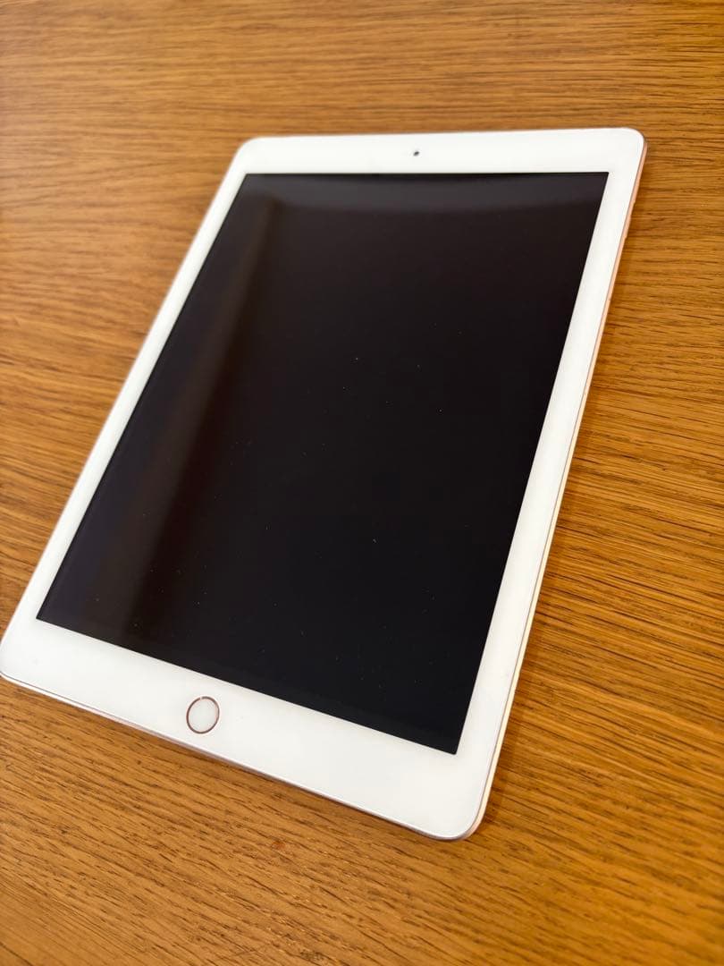 Apple iPad (第６世代) 32GB