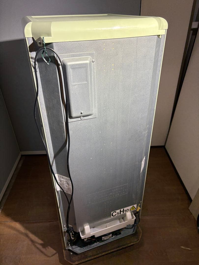 2019年式 149L eangle レトロ風 冷蔵庫 ANGRE151A1