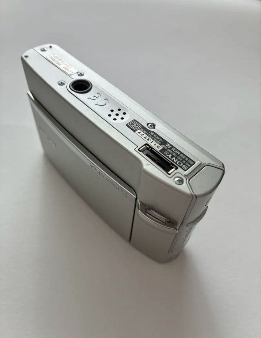 美品 付属品多数 SONY Cyber-shot DSC-T300 シルバー 箱