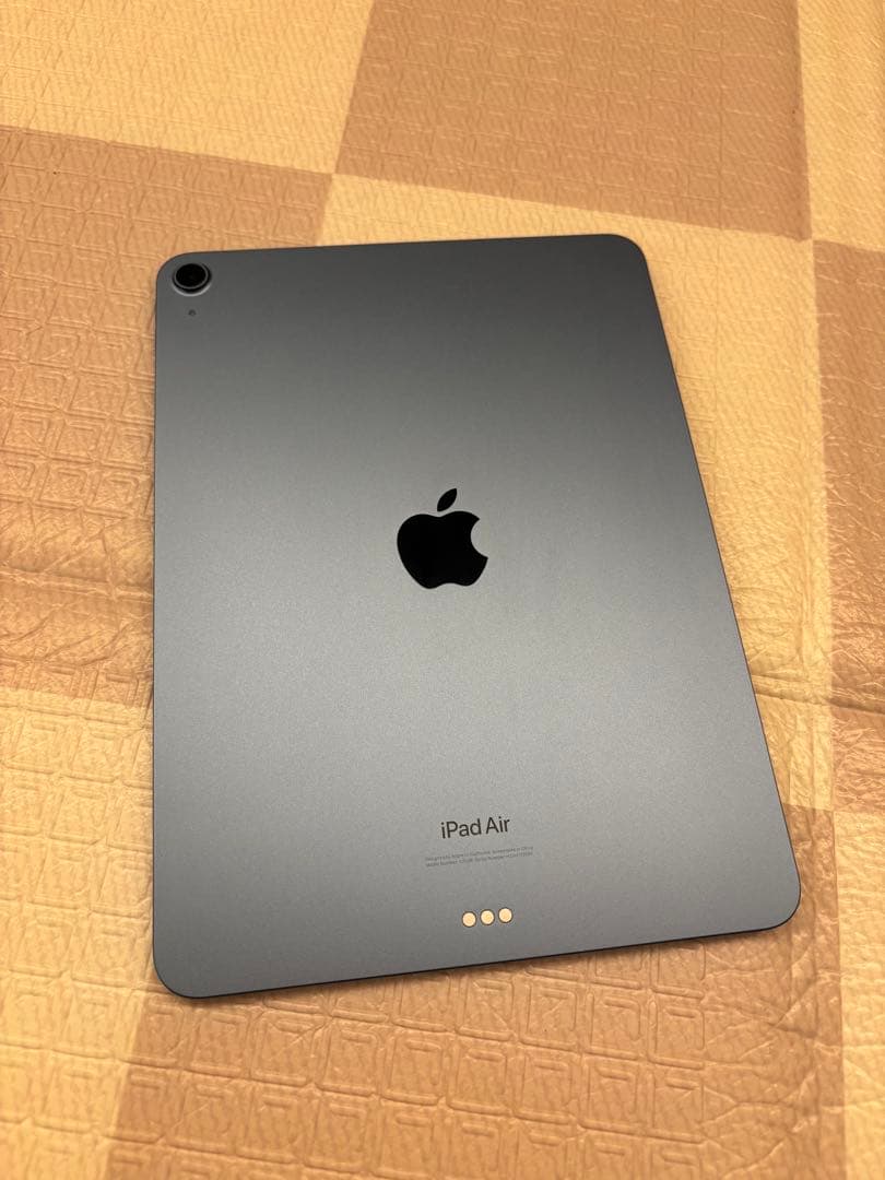Apple iPad Air (第5世代) ブルー Wi-Fiモデル 64GB