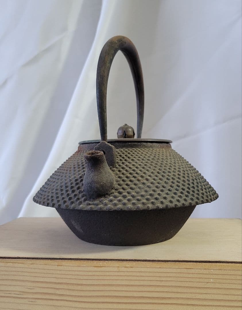 鉄瓶　霰　鉄器　急須　アンティーク品