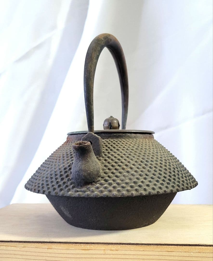 鉄瓶　霰　鉄器　急須　アンティーク品