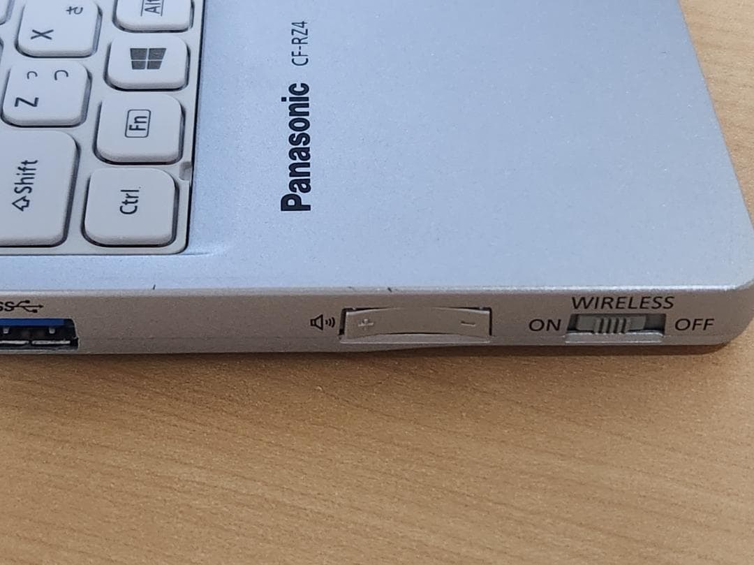 Windowsノート本体 Panasonic Let's note CF-RZ4