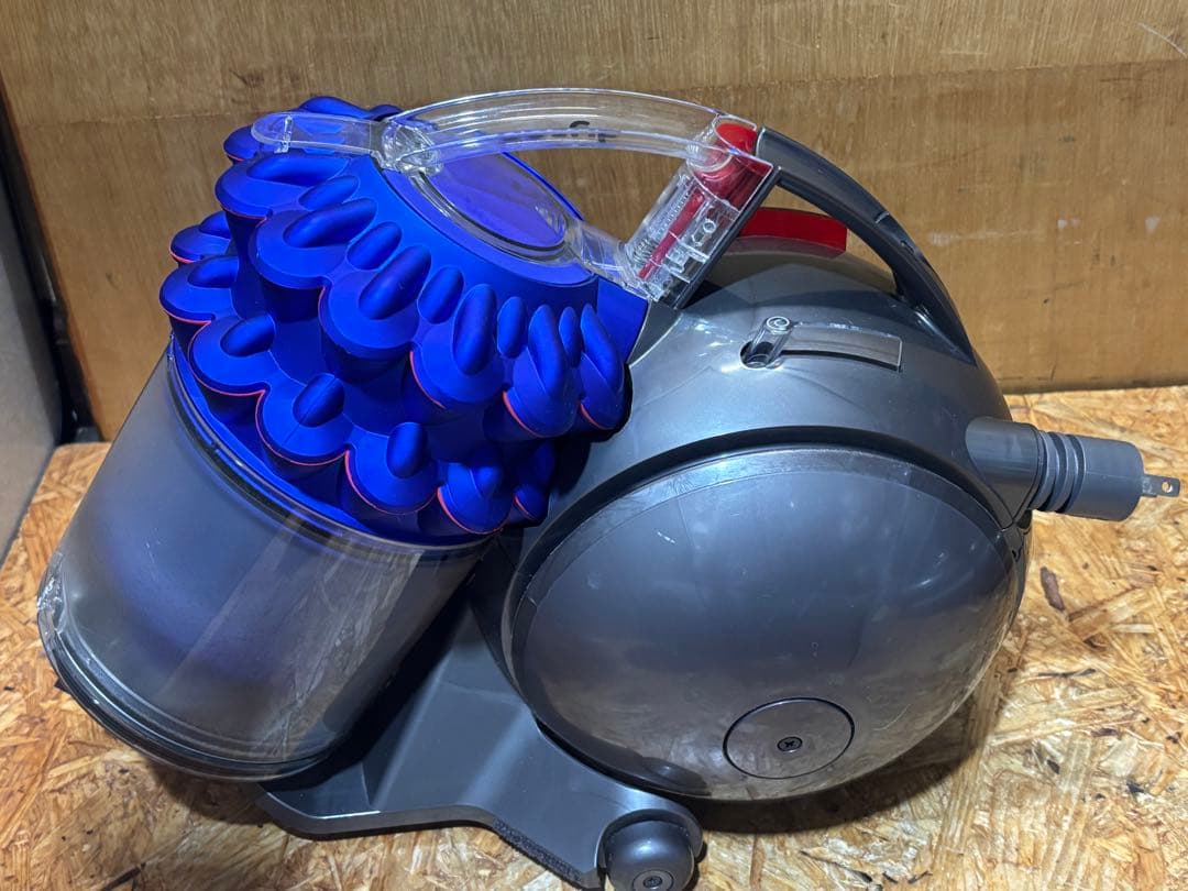 サイクロン 掃除機 DC63 dyson