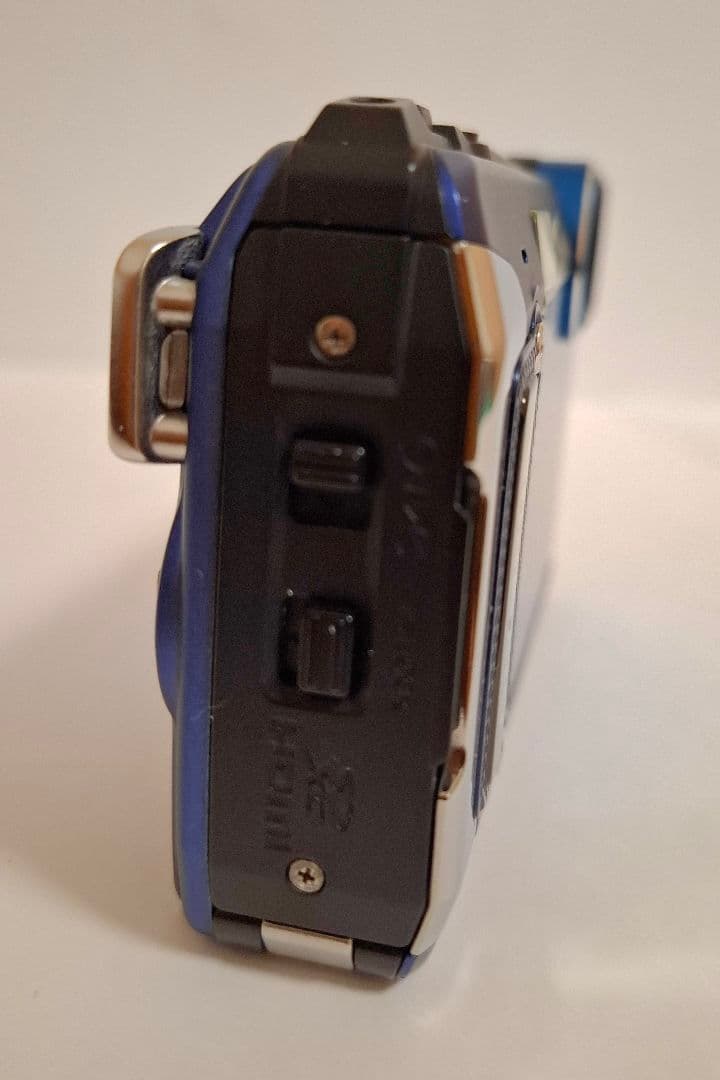 [美品] OLYMPUS Stylus Tough TG-820 コンデジ