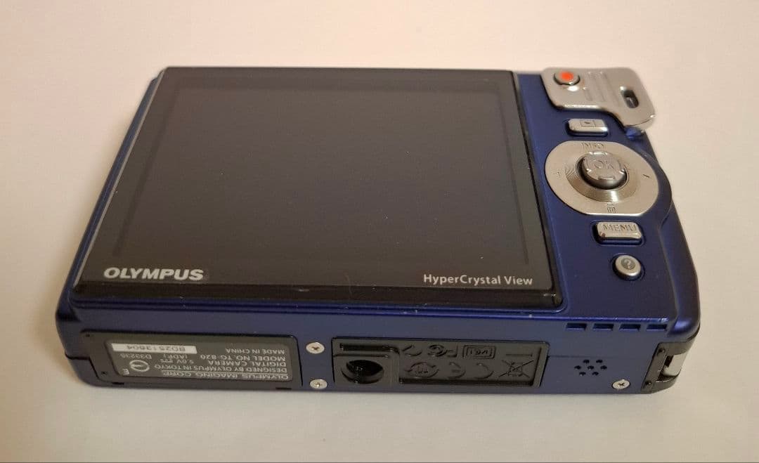 [美品] OLYMPUS Stylus Tough TG-820 コンデジ