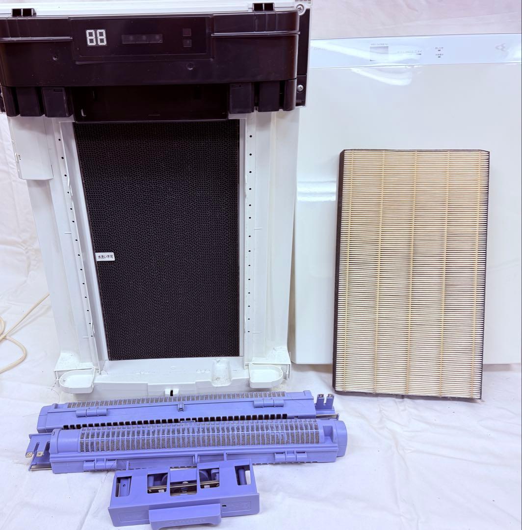 ☆キレイです!!☆ DAIKIN 空気清浄機 MCK70T-W ホワイト
