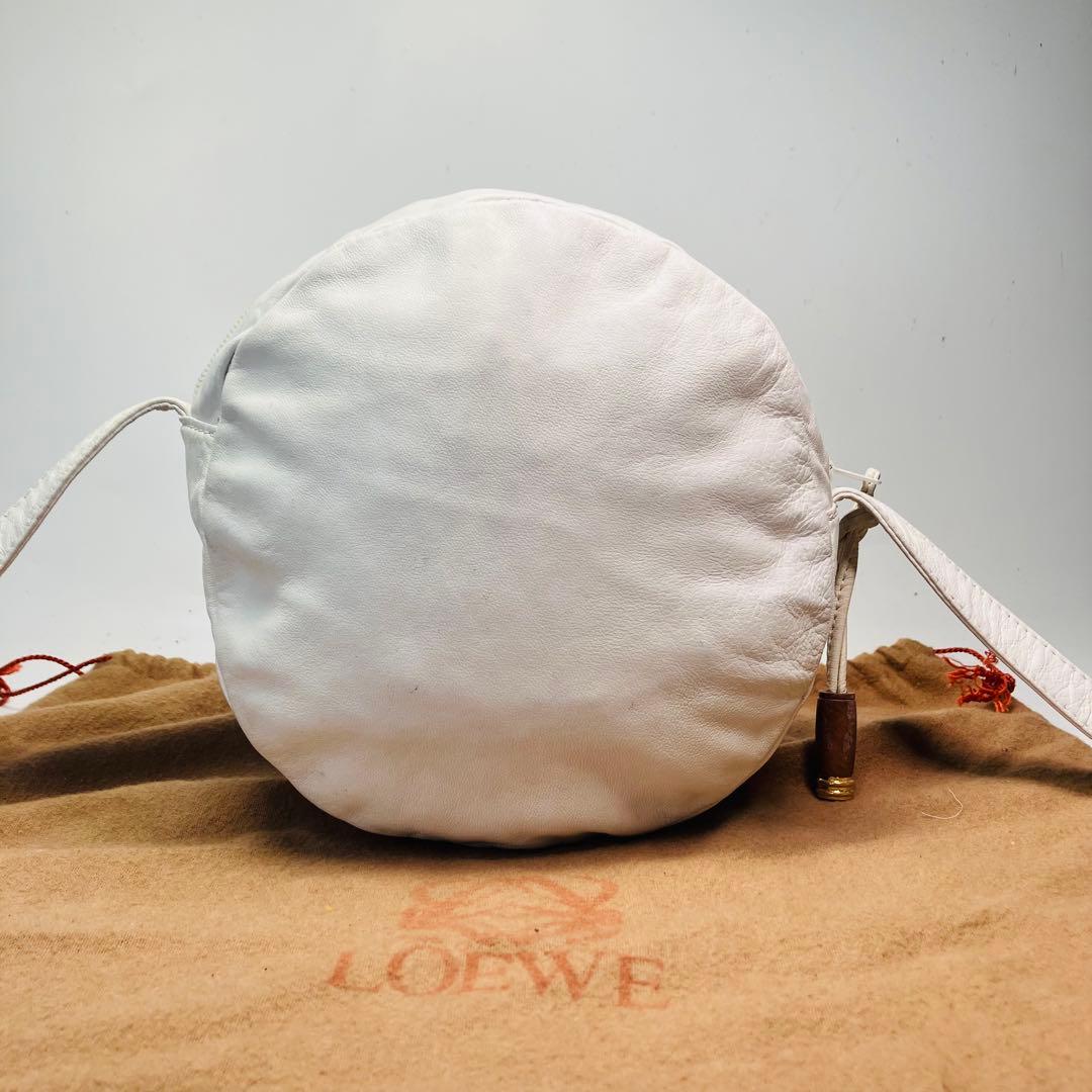 極美品　LOEWE ヴィンテージ アナグラム ナッパレザー ショルダーバッグ 白