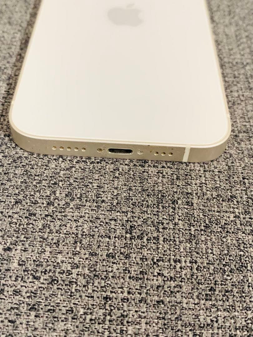 iPhone13 128GB本体のみ　ホワイト